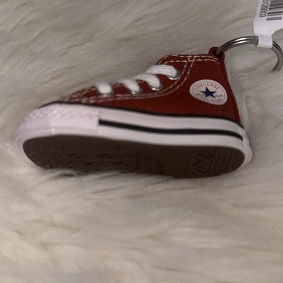CONVERSE Chuck Taylor All Star Keychain Brown NWT - Picture 3 of 9